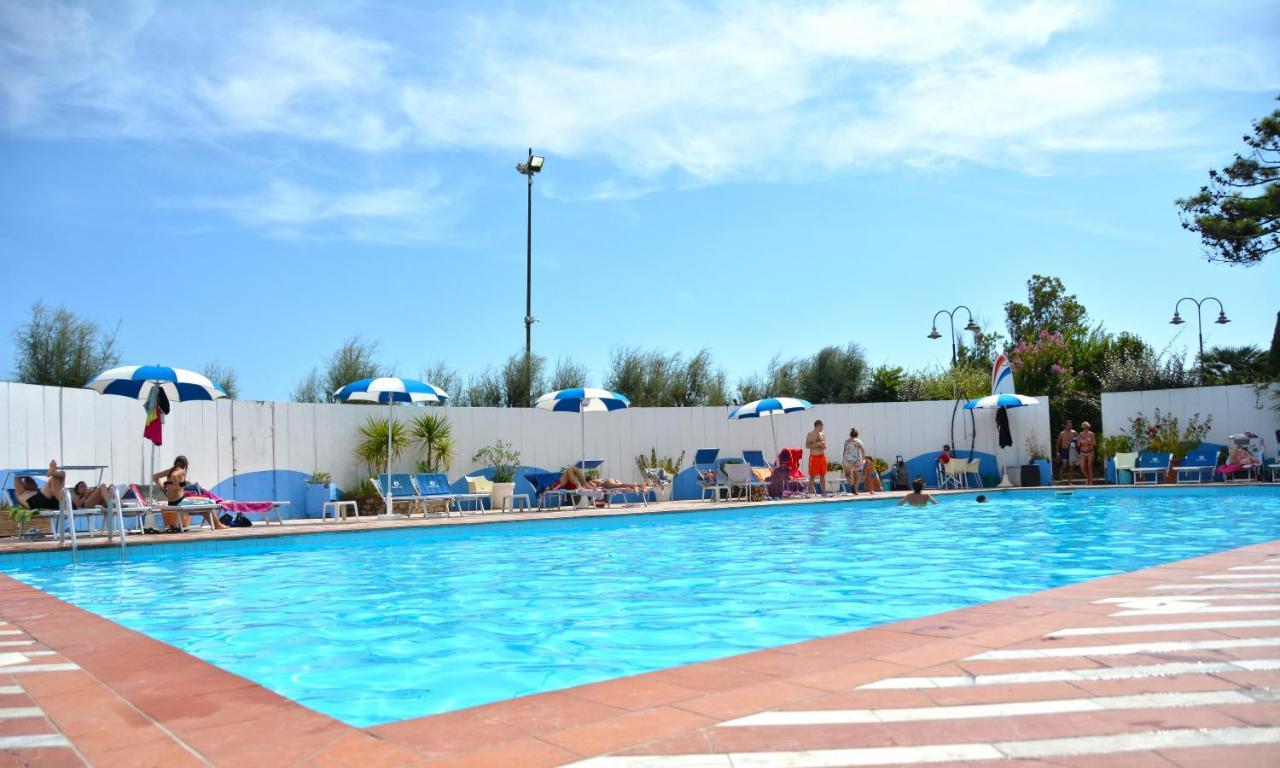 Hotel Bellevue Beach - Sul Mare Морской Милан Экстерьер фото