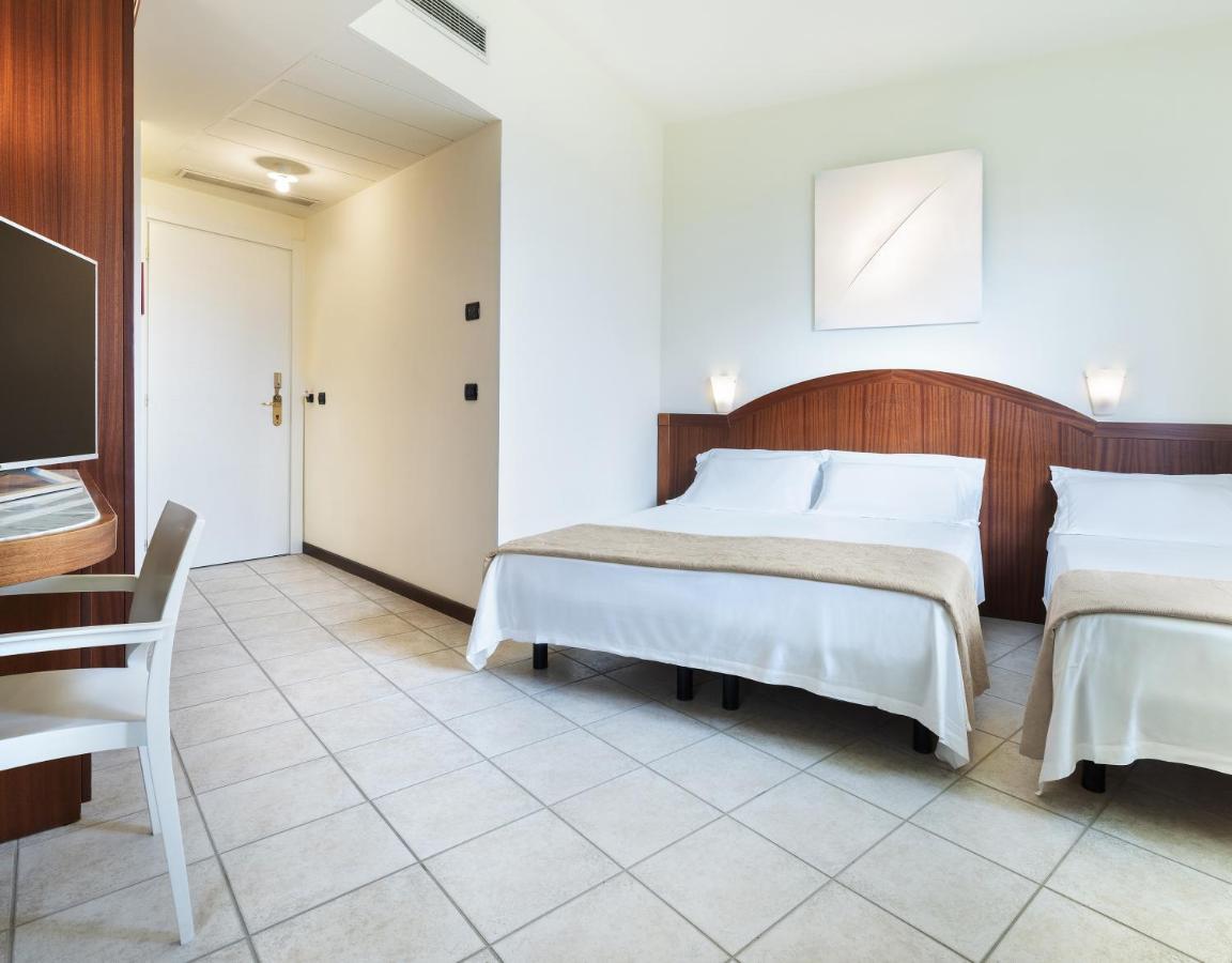 Hotel Bellevue Beach - Sul Mare Морской Милан Экстерьер фото