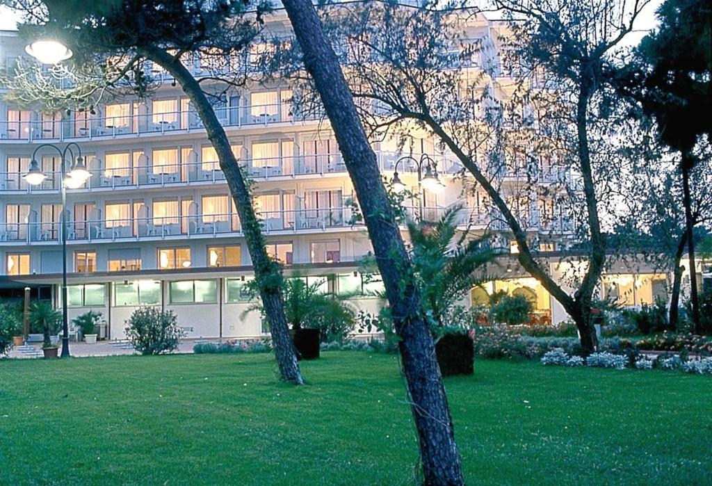 Hotel Bellevue Beach - Sul Mare Морской Милан Экстерьер фото